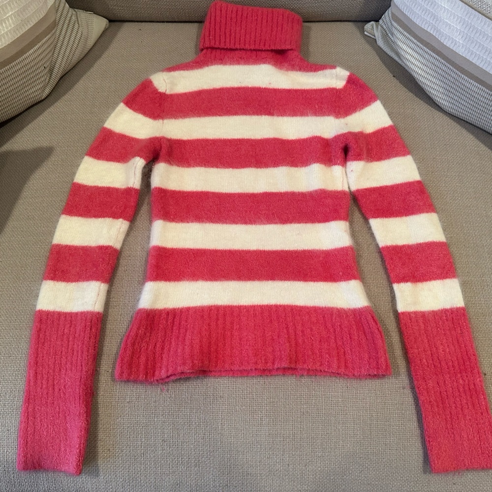 Bebe - Picture 2 of 7